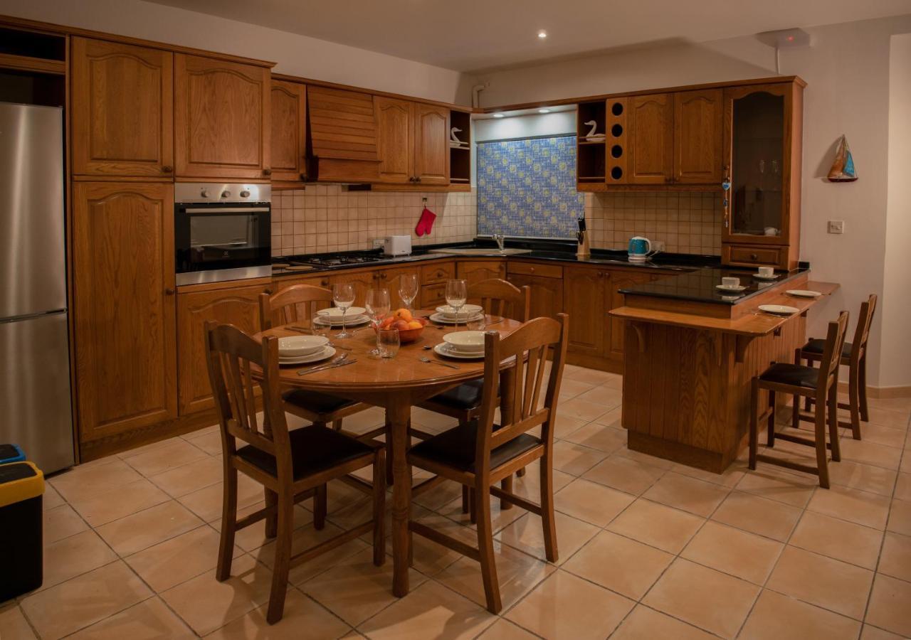 Spacious 3 Bedroom In Marsascala * Marsaskala